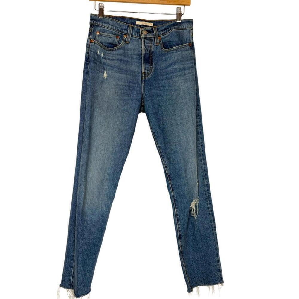 LEVI'S Signature Straight Fit Wedgie Jean Size: 27 Medium Wash
